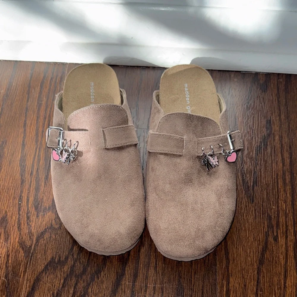 Madden Girl Tan Suede Slide Mules with Charm Accents size 5